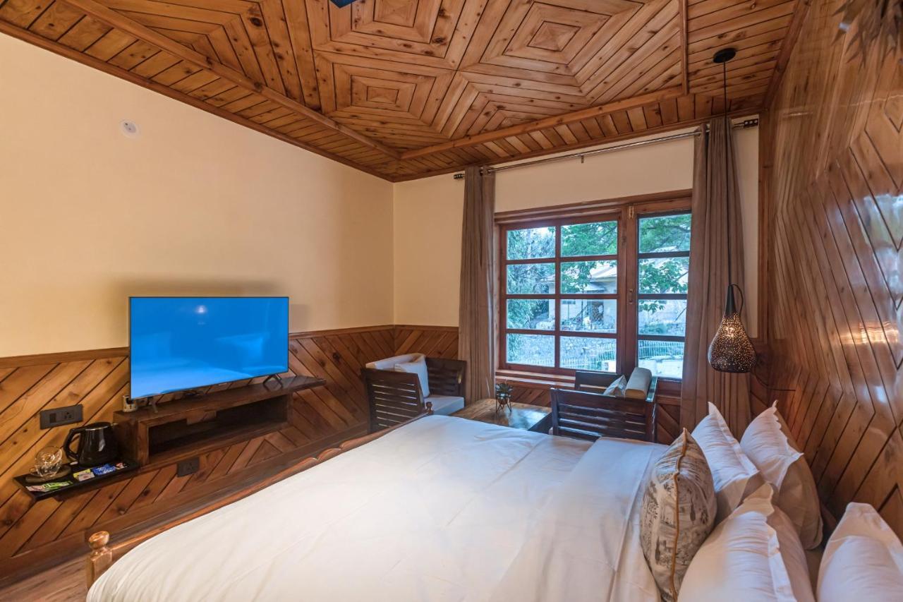 Saffronstays Monarch Manor, Manali - Regal Mansion Esterno foto